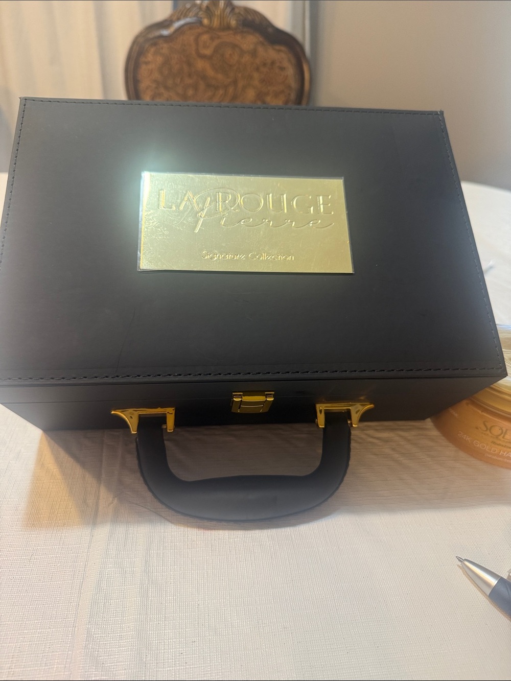 La Rouge Pierre signature collection quart hydration
